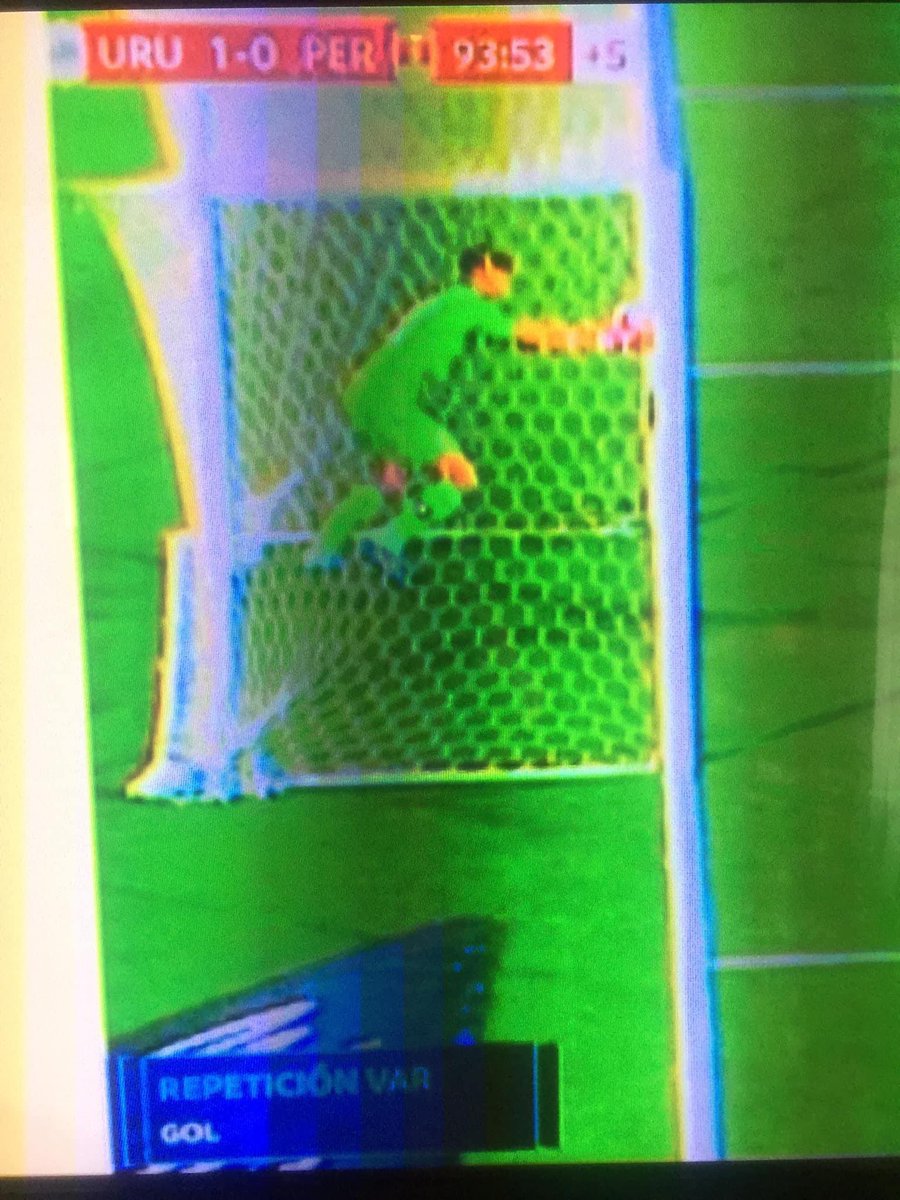 Kunda1218's tweet photo. @GoalJP_Official VARすら見てくれない...🤷🏻‍♂️ https://t.co/pZyUlZ2Z4K