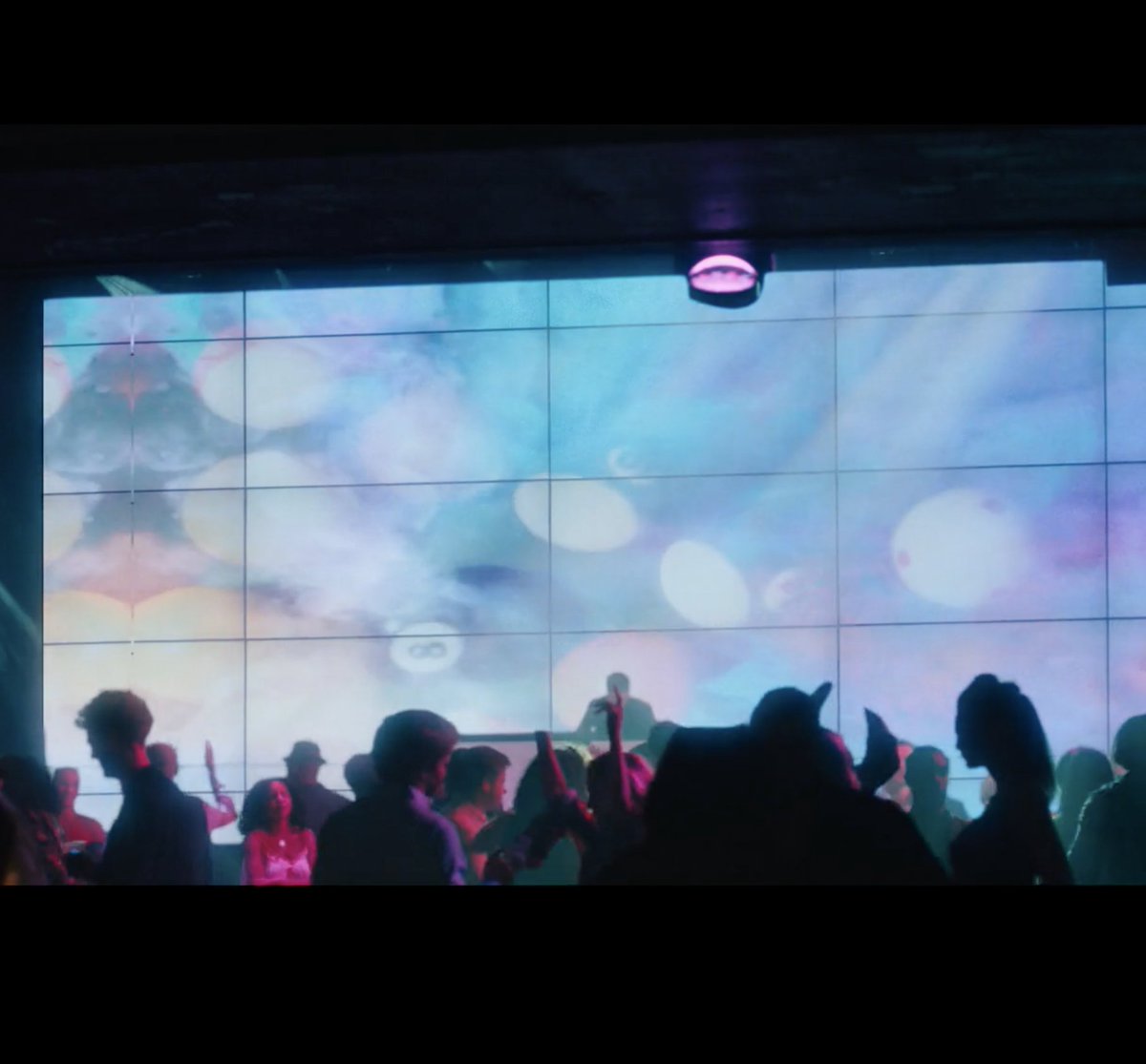 Do your plans for tomorrow night look like this?🍹