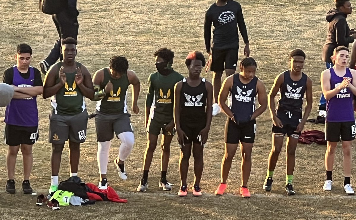 Track season!🏃🏾💭whewww🤯<a href="/JacksonOlinFB/">Jackson Olin FBall</a>