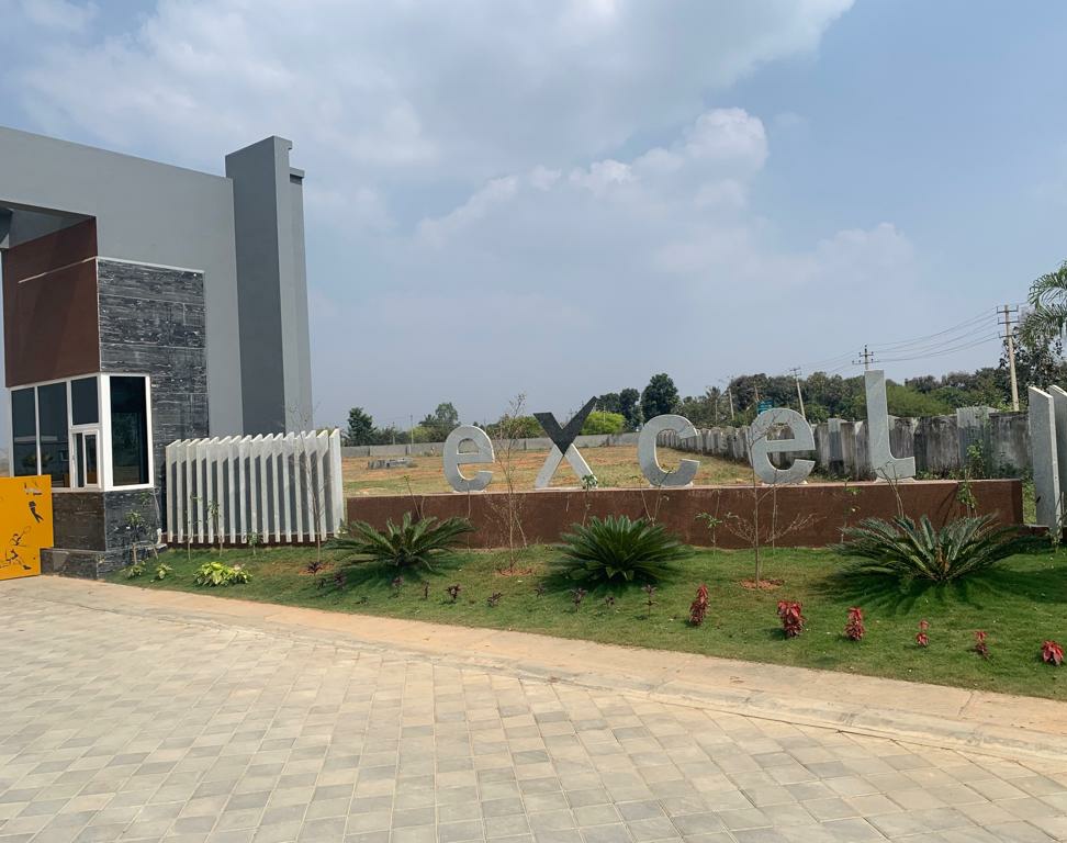 realestate_007's tweet photo. Premium 3BHK BMRDA Approved Duplex Villas for sale in Sarjapur Road 59Lakhs onwards. Call Harendra 8310470133 or Dipak 7001327132 for more details.
Near Dmart Supermarket, Sarjapur Police Station and Prestige City Back Gate. 
#Villa #3BHK #Duplex #BMRDA #Property #EastBangalore https://t.co/vf8N37AxF7