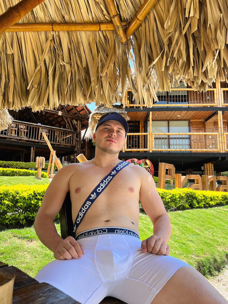 Si les gusta esta foto tienen que ver la que me tome para 0nly F 🥵🔥👇🏻
onlyfans.com/soyjairoandres