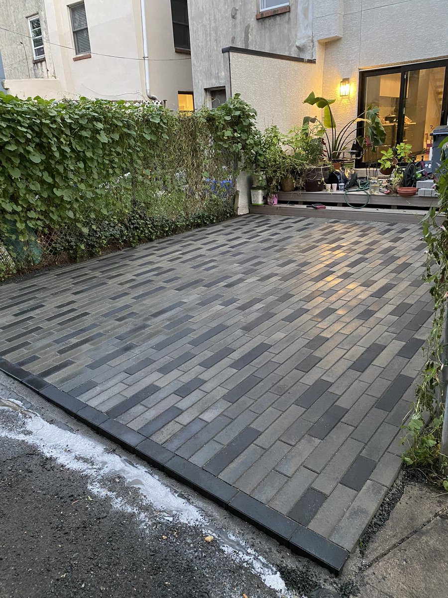 MGGTgroup's tweet image. New Techo-Bloc paver driveway.