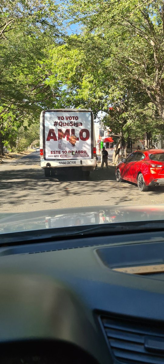 Jcts204's tweet photo. Aca en Colima parece que estamos en campaña foto tomada hoy de una ruta urbana @Donvix https://t.co/XVi4x7zHpc