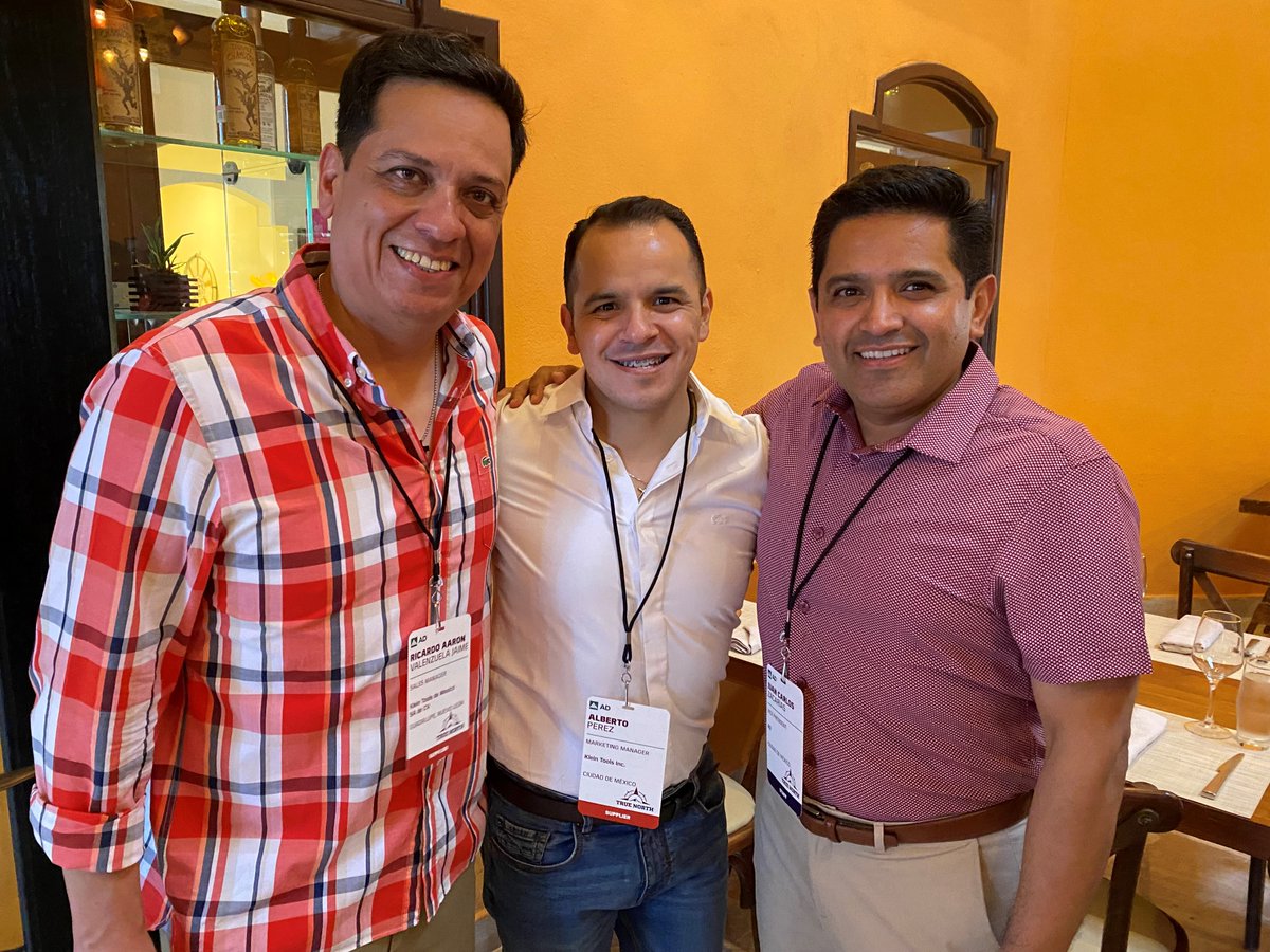 AD_Electrical's tweet image. ¡Nos complace dar la bienvenida a más de 100 miembros y proveedores de AD México a AD Electrical-Mexico Spring Network Meeting 2022! Los asistentes están felices de tener reuniones individuales en persona para generar confianza y relaciones sólidas con amigos de la industria.