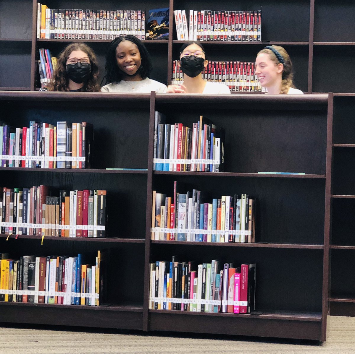 RaccoonsLibrary's tweet photo. FHS participated in today’s Battle of the Books at IHS. We made it all the way to the final round only to lose by seven points … we’ll win it next year, y’all! ☺️ What a fun day with these amazing readers! #fisdreads @RaccoonsLibrary @FHSRaccoons https://t.co/oCX7mdeVVl