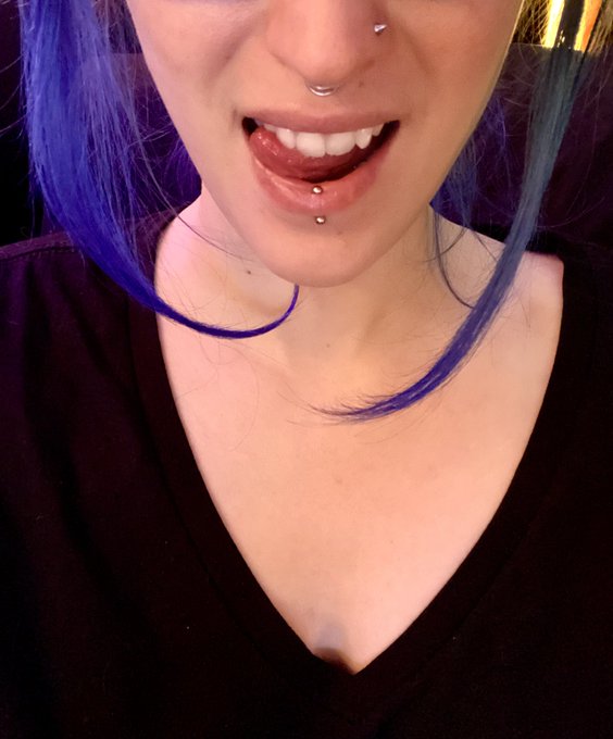 ✨Corporeal Sighting has been cast!✨  I will be streaming on my Free Voyeur page tomorrow at 11am Pacific