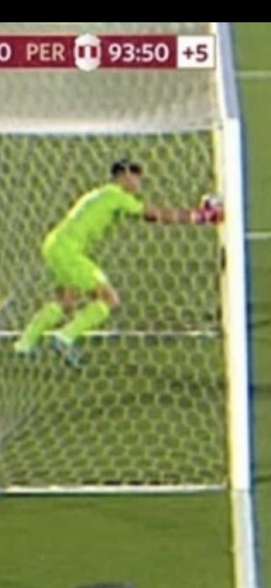 georgecndef's tweet photo. @RichFizNYG you can clearly see the full ball isn’t in im just saying…. https://t.co/kkiXX0znp0