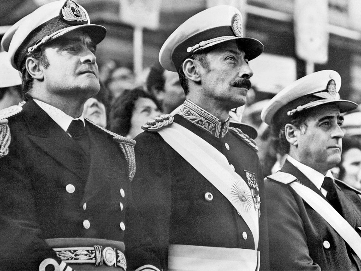 GravelInstitute's tweet photo. On March 24, 1976 – 46 years ago – a right-wing military coup took place in Argentina. Over the next seven years, the Argentine government, with American funding and support, prosecuted a brutal campaign of murder, killing tens of thousands of "subversives." https://t.co/BjK1bwR2Ur