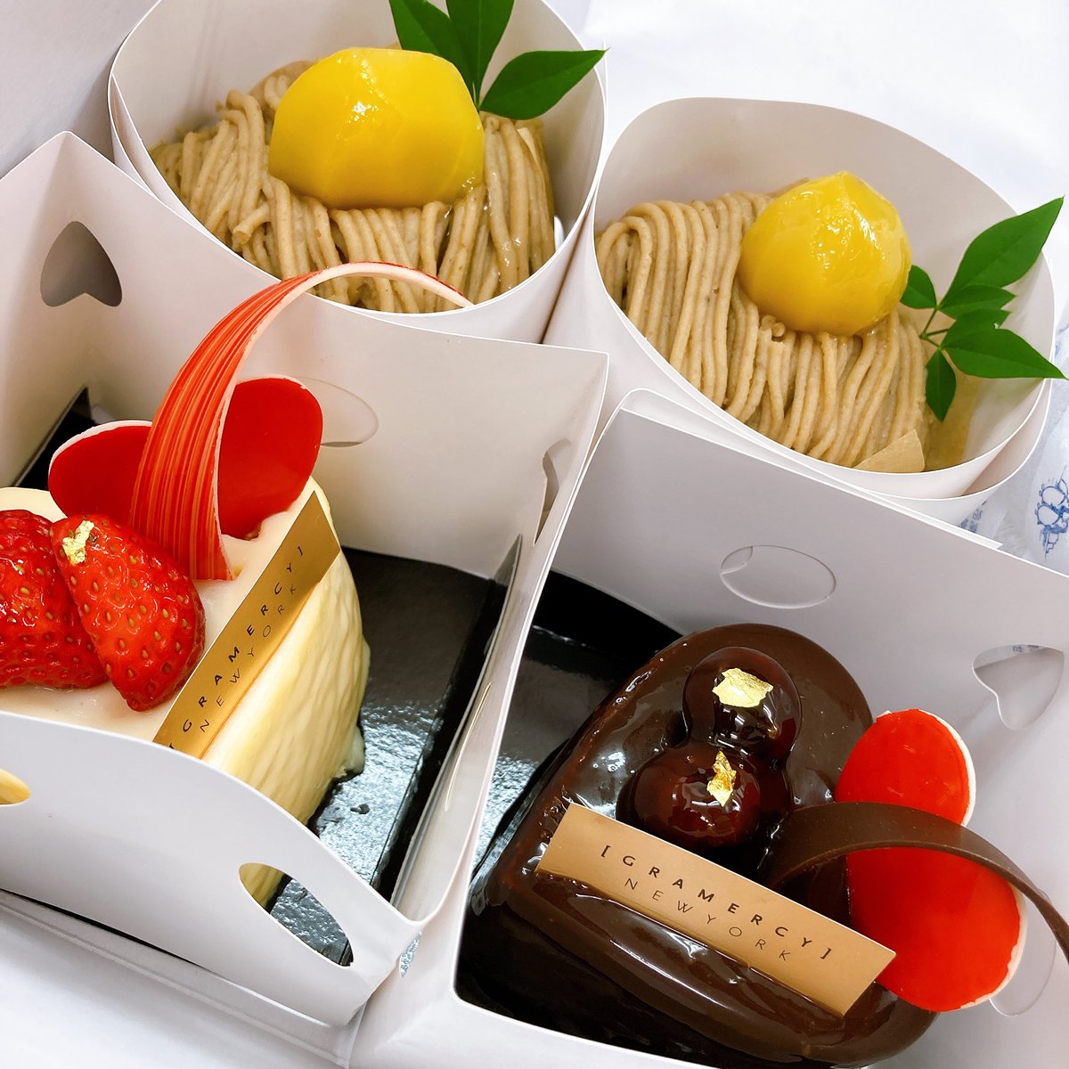 #誕生日 に友人の河西雅章さんから頂いたケーキ🍰

皆で美味しく頂きました😆

お祝いして頂けるって
ありがたいですね✨

ありがとうございました😊

#モンブラン
#ショートケーキ
#チョコケーキ