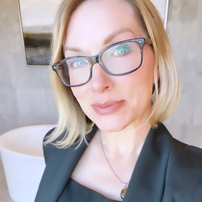InvestinLV's tweet photo. Happy Thursday!!!
Have you ever paused to think of all the areas/places your name is? Wow!
Working on my new signature & getting use to telling others what my name isβ¦π
Itβs still so surreal!
#dianakaleta #DKLV ππ€£
#NewProfilePic #NewName #DianaKaleta #GotMyNameBack https://t.co/zMSjcfJtSH