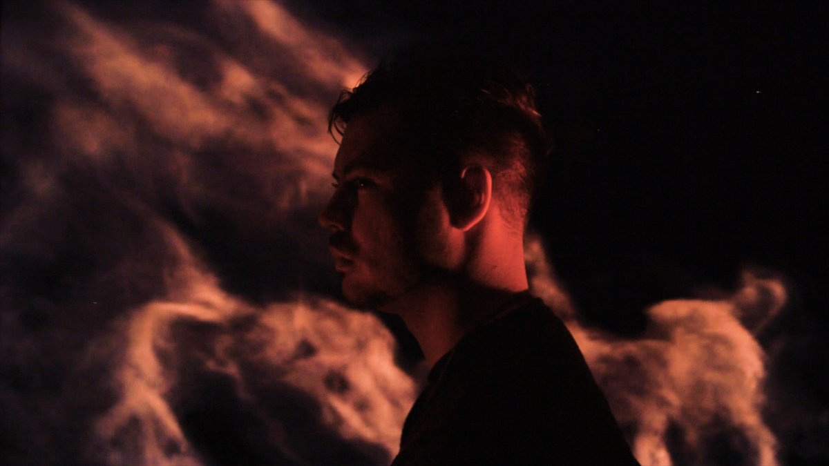 AFTERGLOW IS OUT NOW! STREAM IT! 🔥

blackhole.lnk.to/Afterglowrmx