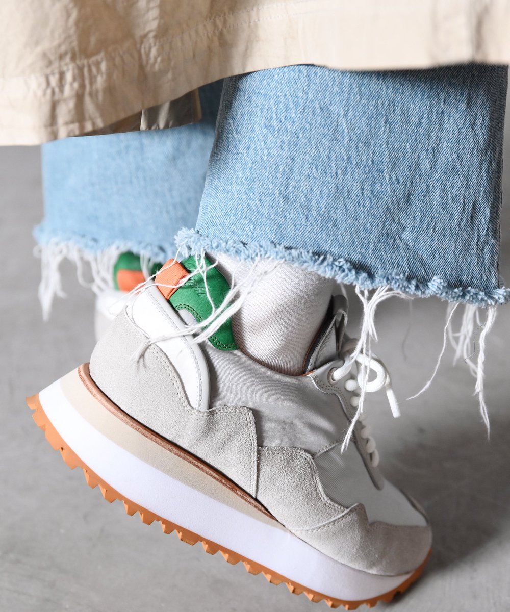 laidback0210's tweet image. EARLE
＊New Arrivals＊
E RUNNER SNEAKERS
men's→laid-back.jp/products/detai…
women's→laid-back.jp/products/detai…
laid-back.jp/products/detai…

#earle #アール #sneakers #スニーカー