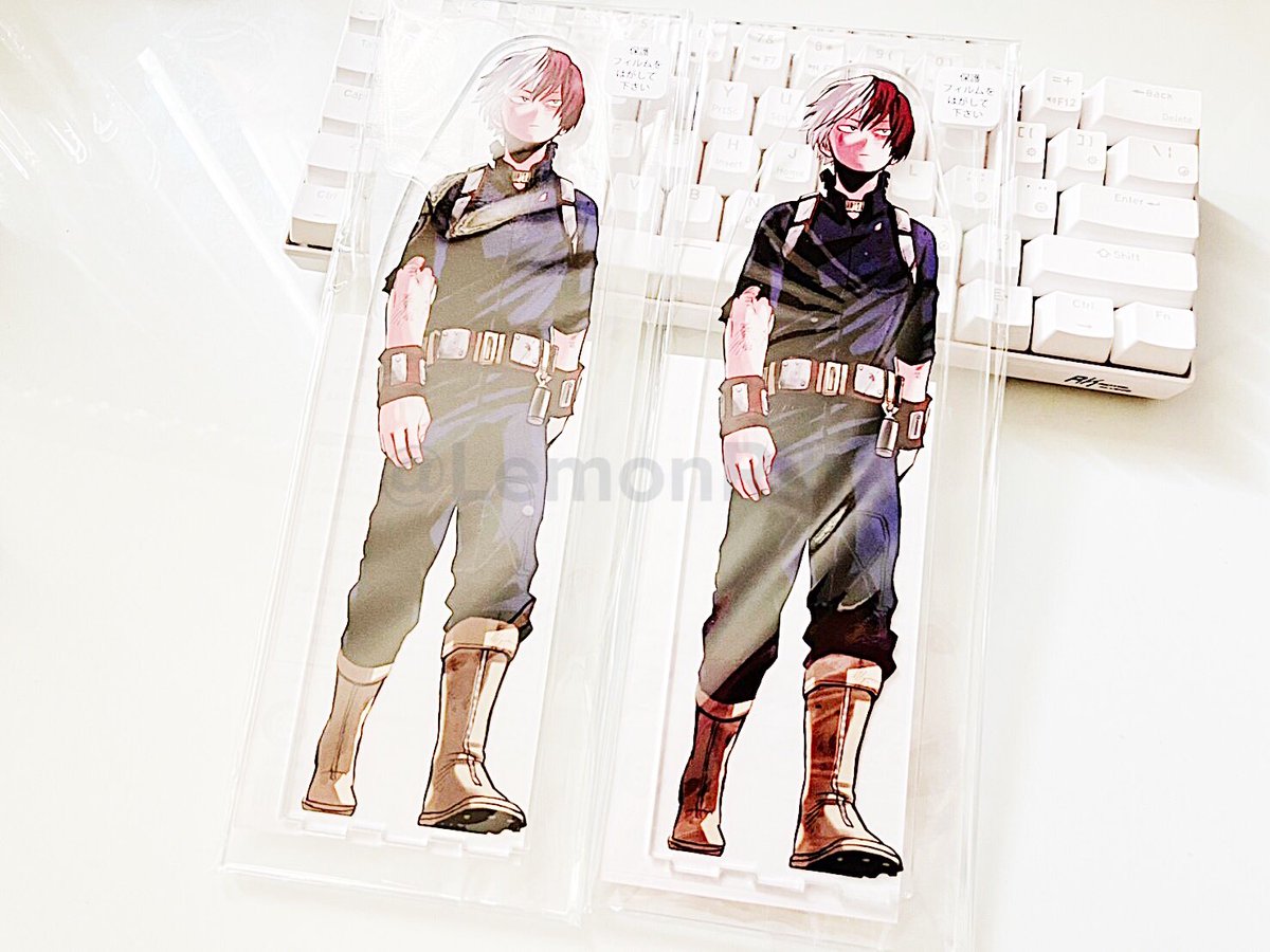 LemonRiha's tweet photo. [#เลม่อนพร้อมส่ง] MHA mega acrylic stand โชโตะ vol 1 พร้อมส่ง

[แสตนเมก้ายักษ์ 25 cm]

✨มี 2 ชิ้น

✨ราคาน้องละ 1420฿

🚛 ค่าส่ง 40/60

#ตลาดนัดยูเอ #ตลาดนัดMHA https://t.co/dLXfoRhIp4