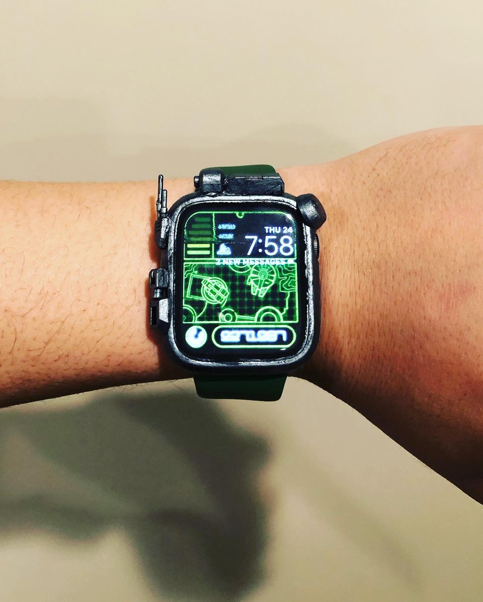 Seanatronic12x2's tweet photo. Update: made a kit-bashed Apple Watch case to match too #StarWars #datapadbuildersclub #Apple #disney https://t.co/eE7PFBQSiS