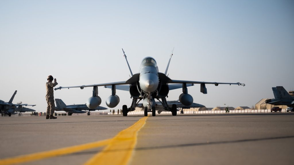 scan_sky's tweet photo. #USAF - KC-10A Extender - 86-0030 - #BLUE61

Just Departed From Al Udeid Air Base 🇶🇦 &amp; Routing To Rota Air Base 🇪🇸

Believed To Be Supporting VMFA-115 "Silver Eagles 🦅" Heading Back To CONUS 🇺🇸.

Airspace Reservation Active - 2203250901 - 2203251258

📸: US Navy https://t.co/VQFBa78EAM