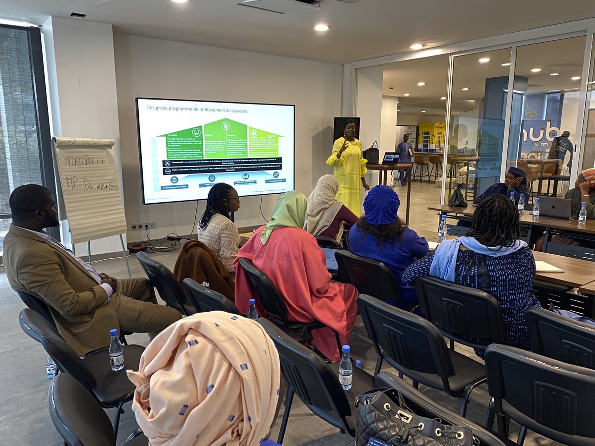 Pareel_sn's tweet photo. Nous sommes au siège de la @dersenegal à l’occasion de l’évènement de #networking pour la cohorte 2 du programme #Pareel. 
Une session qui permettra aux lauréates de pouvoir échanger, de partager leurs expériences sur leurs activités et d’étendre leurs réseaux.
#Entrepreneurship https://t.co/zdhbZYINGv
