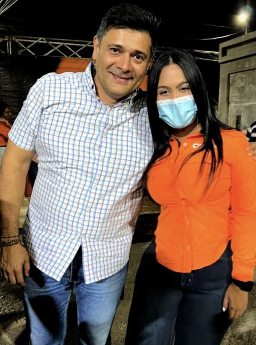 VpMujeres_'s tweet photo. #Zulia seguimos con el llamado legitimación para construir espacios de equidad en @VoluntadPopular y recuperar valores democráticos en 🇻🇪 Presente nuestra Responsable Regional @takehydi
#SiSePuede
#MujeresConVoluntad https://t.co/LpfdHi2lwl