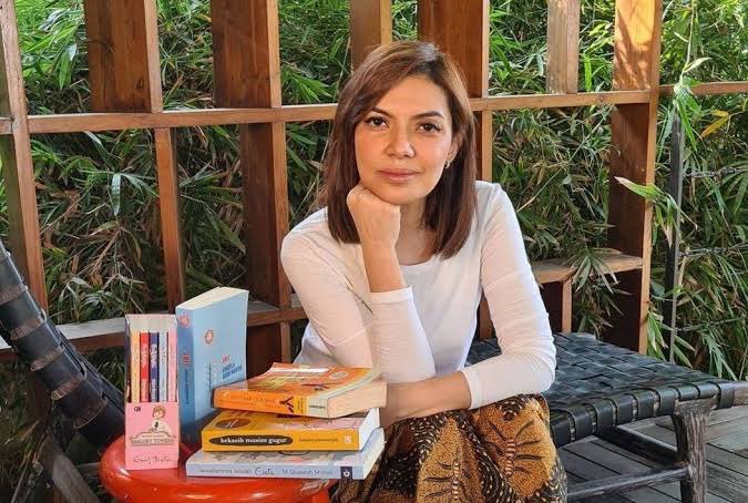 belidmn's tweet image. Rekomendasi buku yang dibaca Najwa Shihab ✨

A thread