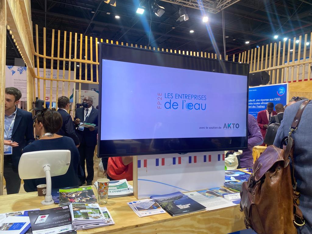 .@WaterForum9 "Le changement climatique fait converger les solutions technologiques applicables aux continents africain et européen. On parle recharge de nappes d'#eau en Côte d'Ivoire, agriculture + sobre en eau au Sénégal..." <a href="/tristanmathieu1/">Tristan MATHIEU</a> <a href="/fp2e_/">FP2E - Fédération des Entreprises de l'Eau</a>
<a href="/LaFiliereDelEau/">La Filière Française de l'Eau - Confédération FFE</a> <a href="/PFE_FWP/">PFE_FWP</a>