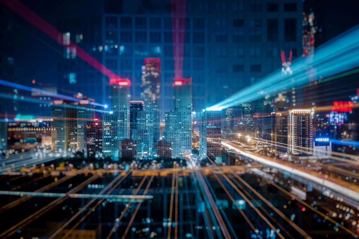_tomorrowcity's tweet photo. 🏙️ #BigData benefits cities from countless advantages.
🚀It's already part of our surroundings, but...
➡️Is Big Data dangerous for cities?
➡️Is it being used for malicious purposes?
💡Discover more on the risks of data trafficking in #smartcities here
👉https://t.co/vzuxsaN74a https://t.co/dB4xDg9nuI