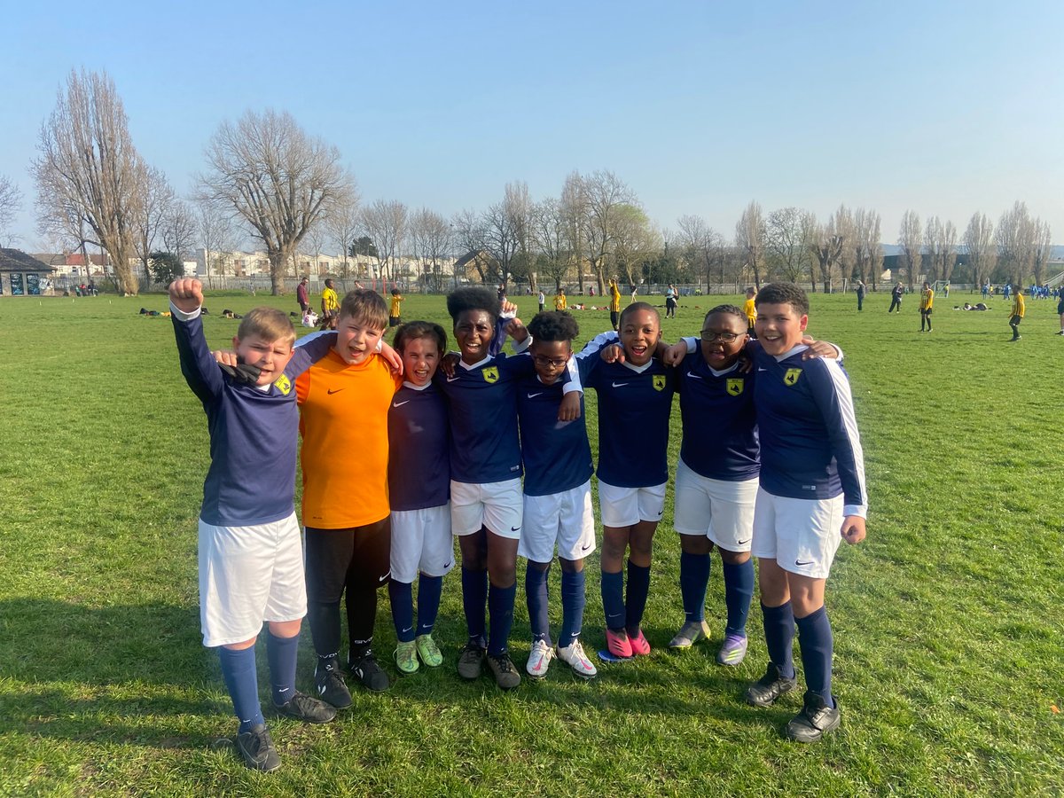 RFitzroyAcademy's tweet photo. We would like to say a big thank you to @stjosephs_pe, St. Cyprians, @SouthNorwoodTPA @HeaversfarmSE25 for coming together for a last minute football festival yesterday. It was a great afternoon filled with plenty of footballing action #PEatRFA https://t.co/NuI2pwWi5U