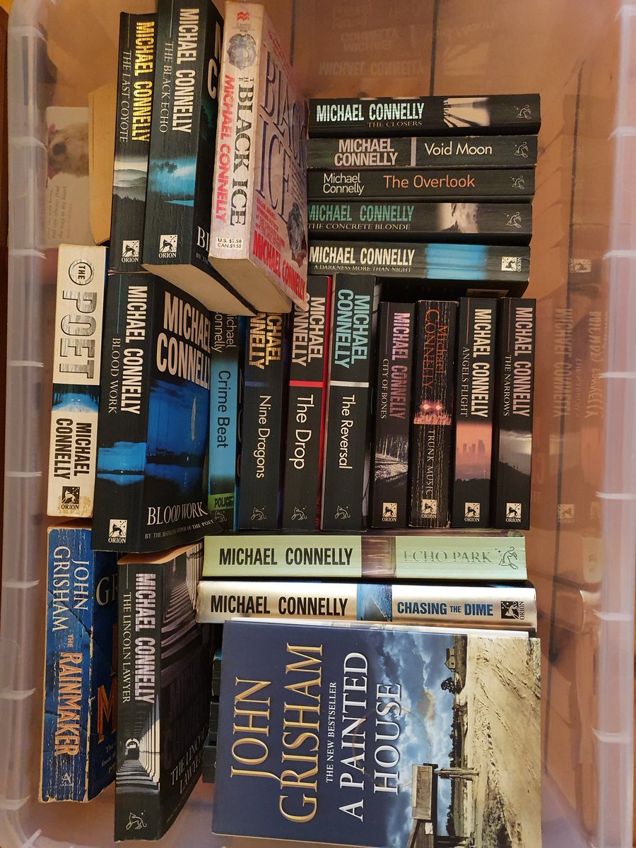 CBFoley's tweet photo. When I have to pack away my friends, it makes me sad 😔 @Connellybooks
#packing #books #bookbooks #bookworm #bookwormproblems https://t.co/3iObqBZGTJ