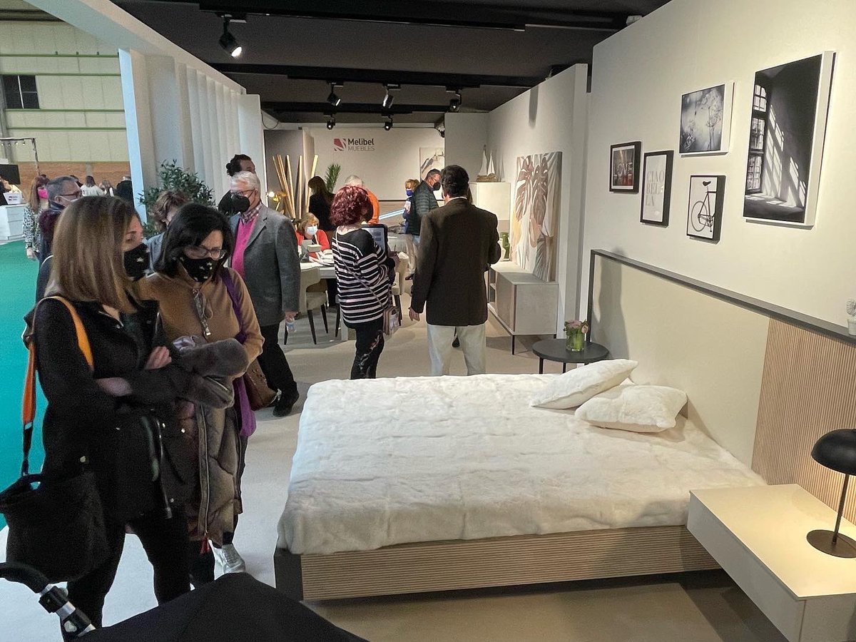 Buenos días en esta cuarta y última jornada de FMZ.
Los pabellones empiezan a tener color y los profesionales están empezando a tener sus primeros contactos con nuestros expositores.
Tu mejor plan, se llama FMZ.

Descarga tu acreditación aquí 
👉 bit.ly/3yS2W6F