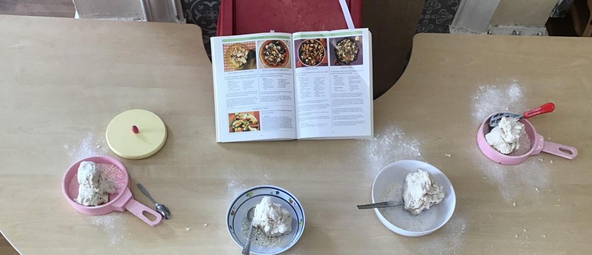 SpringNursery's tweet photo. Discoverers have been planting seeds to get ready for Spring, exploring green water with different containers for St. Patrick's day and making playdough to see what they could pretend to make from a cook book for world book day. #toddlers #worldbookday #stpatricksday #exploring https://t.co/bWRjzL2W0F