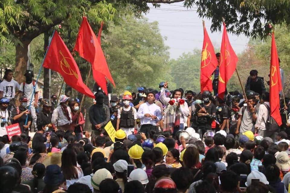 thandarsoesan's tweet photo. 1000s of people took part in a protest against Genocidal Dictatorship on this day in 2021 in Sagaing. Junta also killed +160 innocent protesters on the same day. #US_SanctionMOGE  #GenocidalMilitary  #2022Mar25Coup  #WhatsHappeningInMyanmar https://t.co/TdrSF72KNe