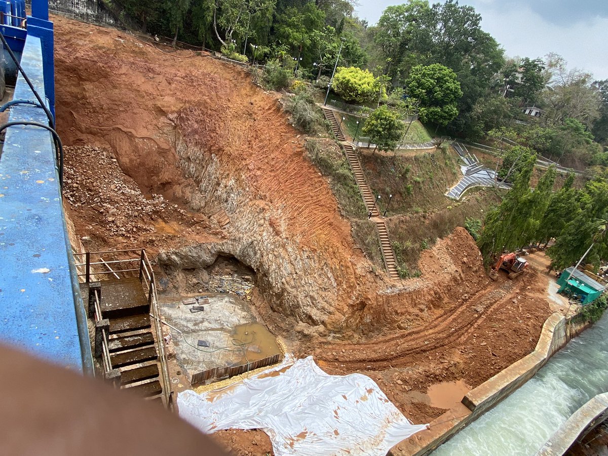 cpmu_drip's tweet photo. #DRIP2, CPMU, SPMU and dam officials teams inspected the ongoing concrete backing rehabilitation work at Kuttiyadi dam, Kerala.

A slide occurred at left bank portion work. It was deliberated in detail and possible solutions suggested. https://t.co/mUszKvwcVr