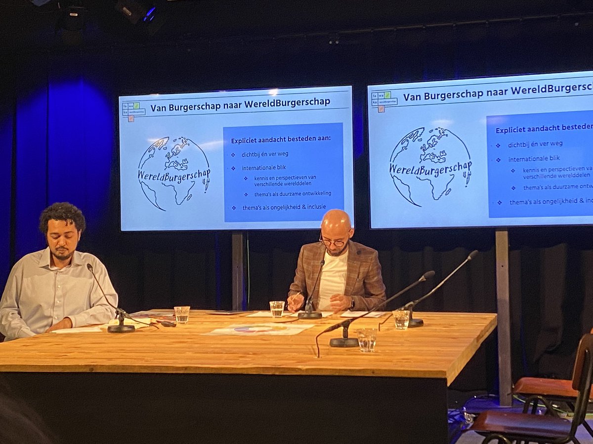 KarimAmgharNL's tweet photo. #Hmdlh Gister was een bijzondere dag! Hele dag hosten bij #PROOLeidenLeiderdorp over #Burgerschap.. met echt super toffe en inspirerende gesprekken! Daarna in de avond een talkshow hosten over #WereldBurgerschap ism @De_Zwijger #FawakaWereldBurgerschap en @AmsterdamNL ❤✊🏾 https://t.co/l2mxDJtnmF
