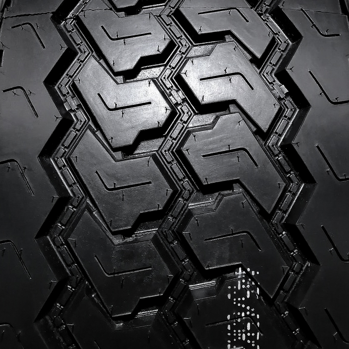 aeolus_official's tweet photo. AGC28 tread pattern details 🔍
Discover more at https://t.co/PvysyQWoBK

#AeolusTyres #Drivingtheworldtogether #truck #trucks #trucking #truckdriver #tbr #tire #tyre #treadpattern https://t.co/sOjm3VhzWo