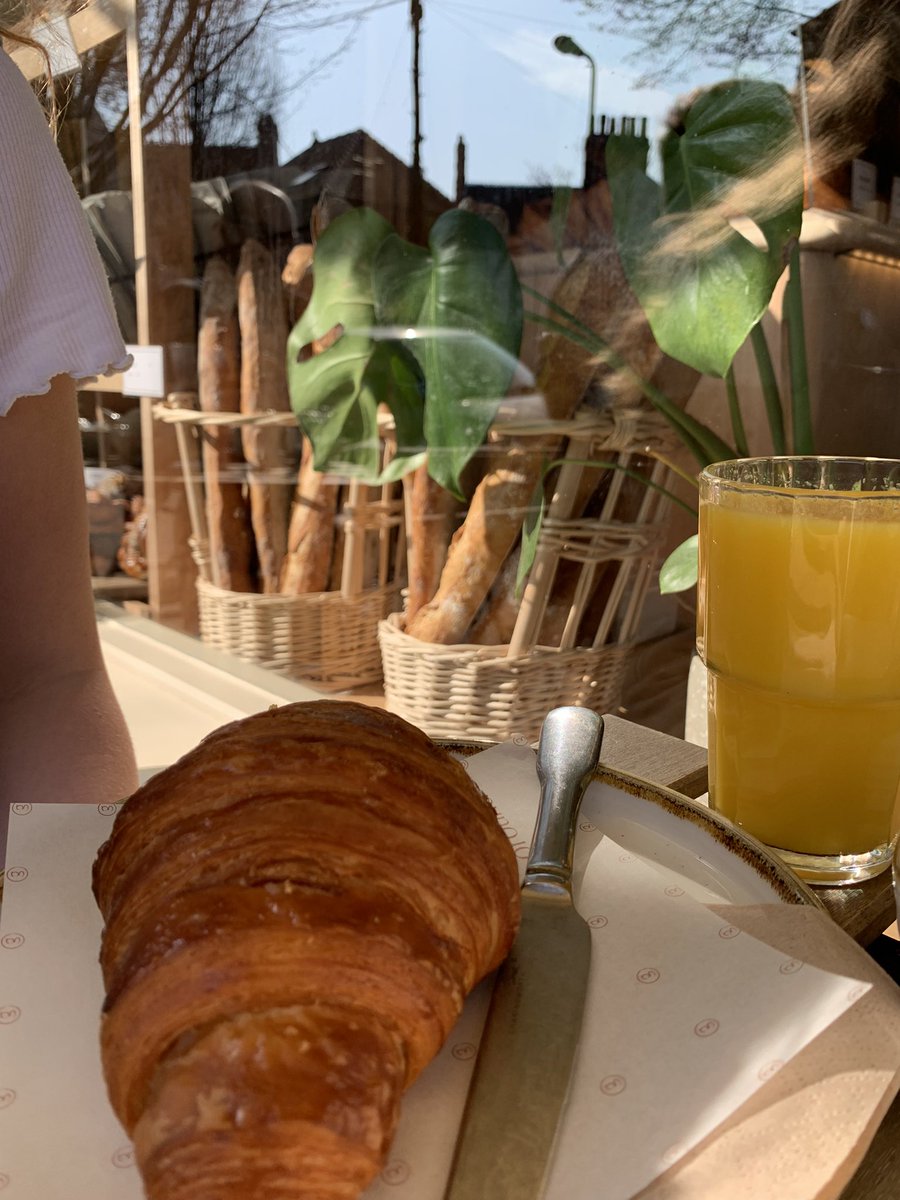 DrGeraintPreest's tweet photo. #Pontcanna #NotParis https://t.co/jYSy06s386