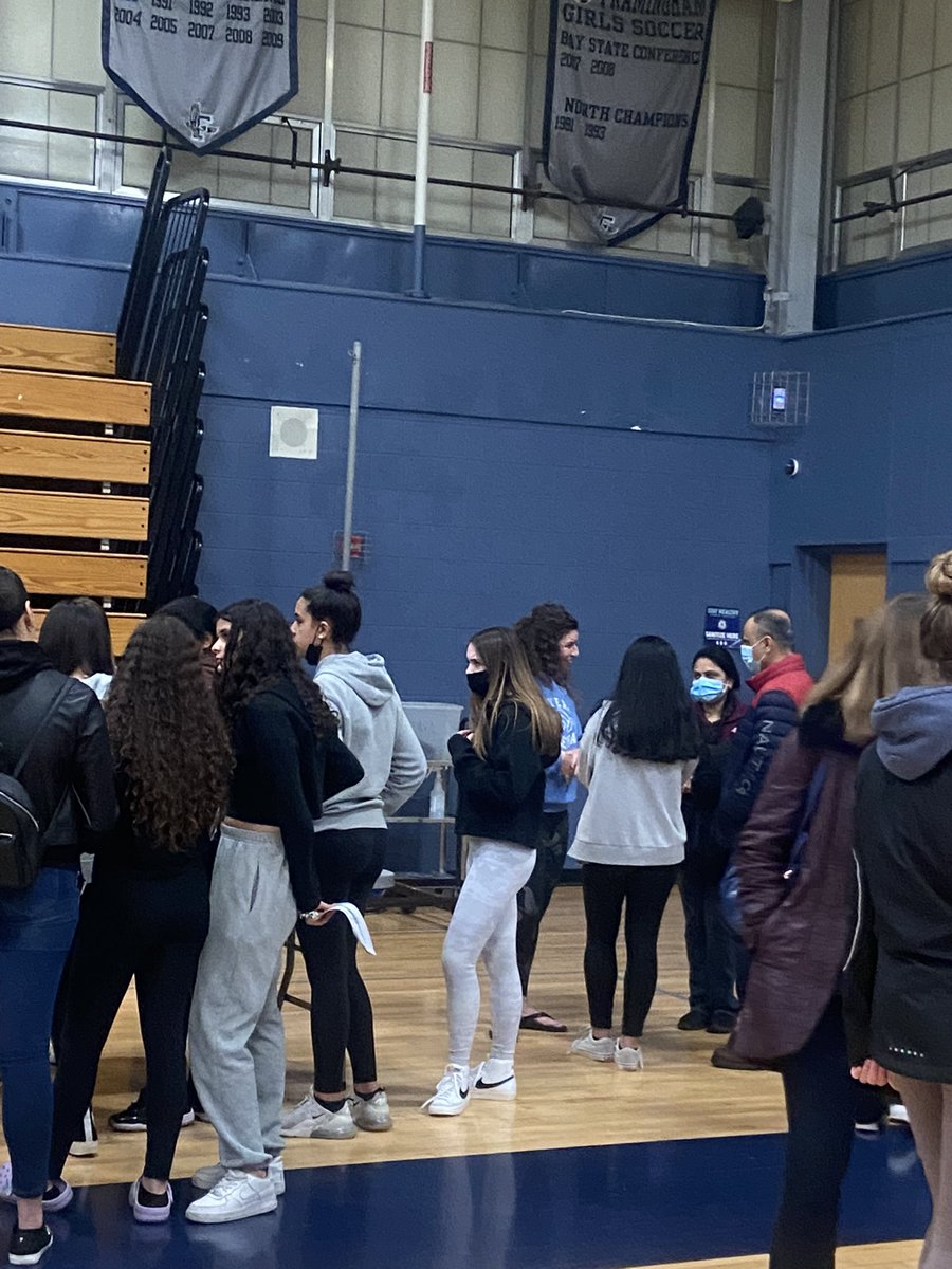 FHSFlyersSports's tweet photo. Nice time chatting with 8th graders last night https://t.co/HQ7tlvvHwr