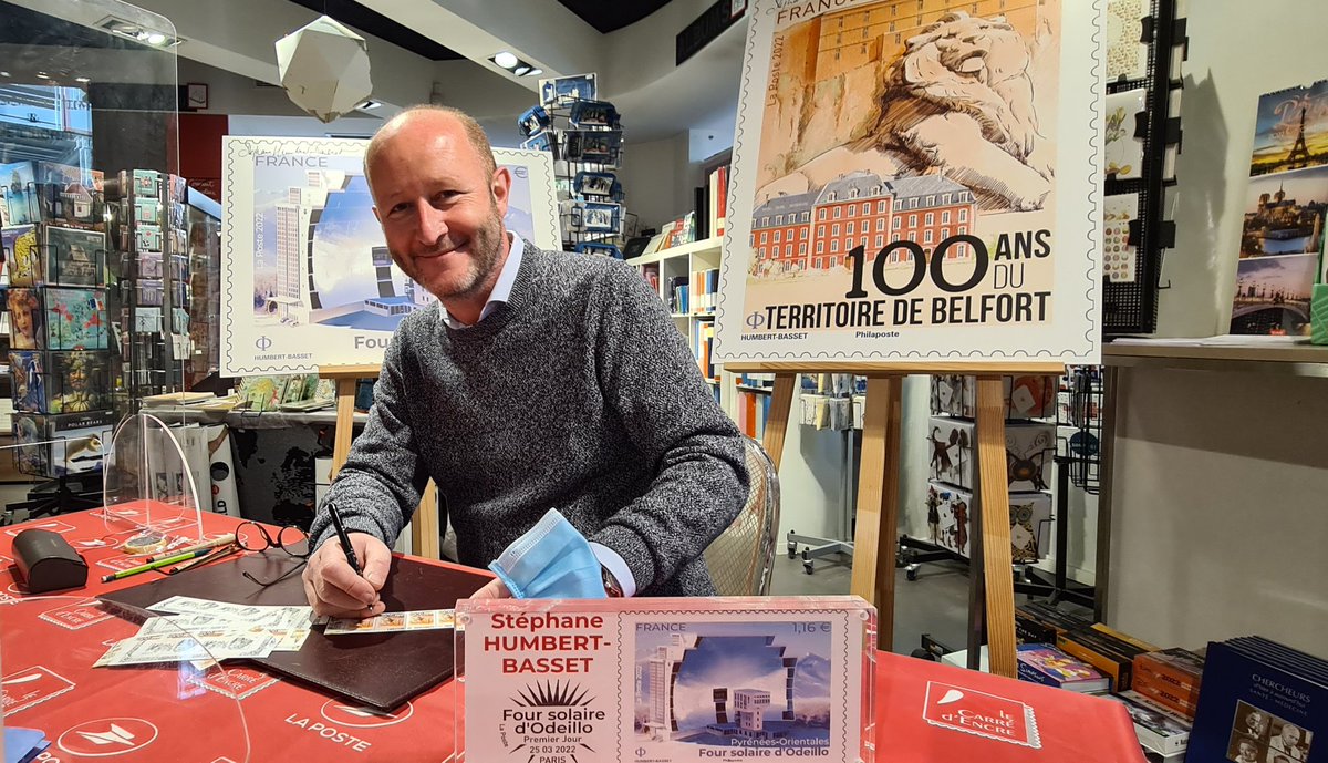 SGodeluck's tweet photo. En direct du Carré d'Encre pour le Premier Jour du #timbre sur le Four solaire d'#Odeillo #pyreneesorientales avec Stéphane Humbert-Basset, l'artiste du timbre en séance de dédicaces également pour le timbre 100 ans du Territoire de #Belfort @Departement_90
✒️☀️✒️
@LPNews_IDF https://t.co/NqtuGYqsVk