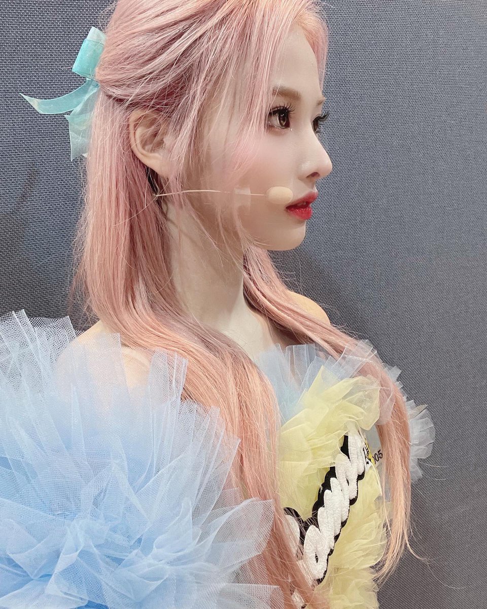 NMIXXGLOBAL's tweet image. [📸] 220325 — @NMIXX_official
Instagram Update with #JINNI

#지니 #NMIXX #엔믹스