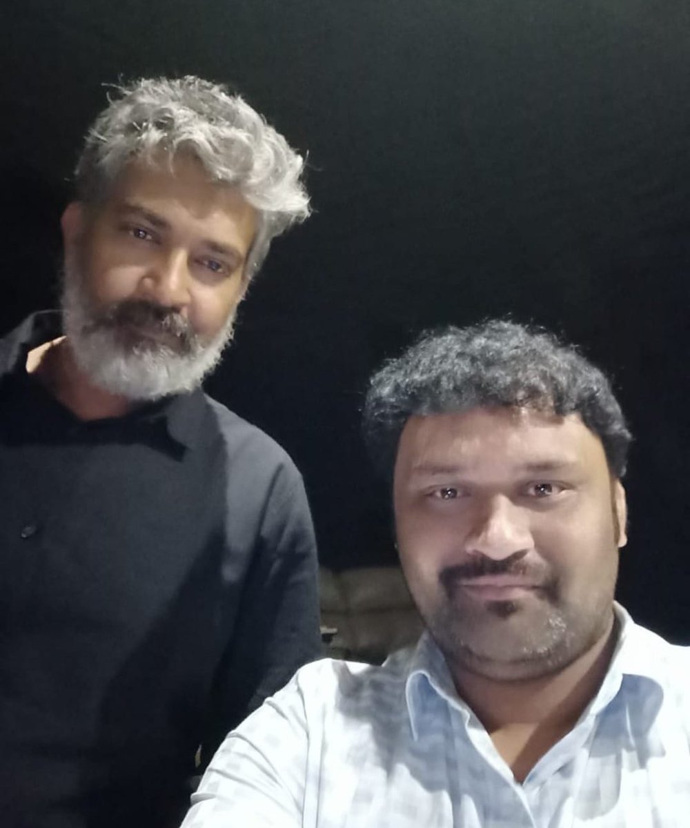 sunkuarjun's tweet photo. Blown away with the spectacular visuals of #RRRMovie . . What a screen presence of @AlwaysRamCharan @tarak9999 

Brilliant movie on a whole..

Take a bow Mr @ssrajamouli sir.. Glad i met you once https://t.co/z85JMaVl1u