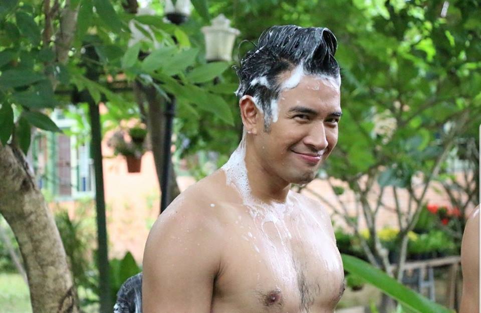 sanny888999's tweet photo. ชุดใหญ่ไฟล่ามทุ่ง
#กับบรรดาผัว4คน https://t.co/9zCqrcEhXP