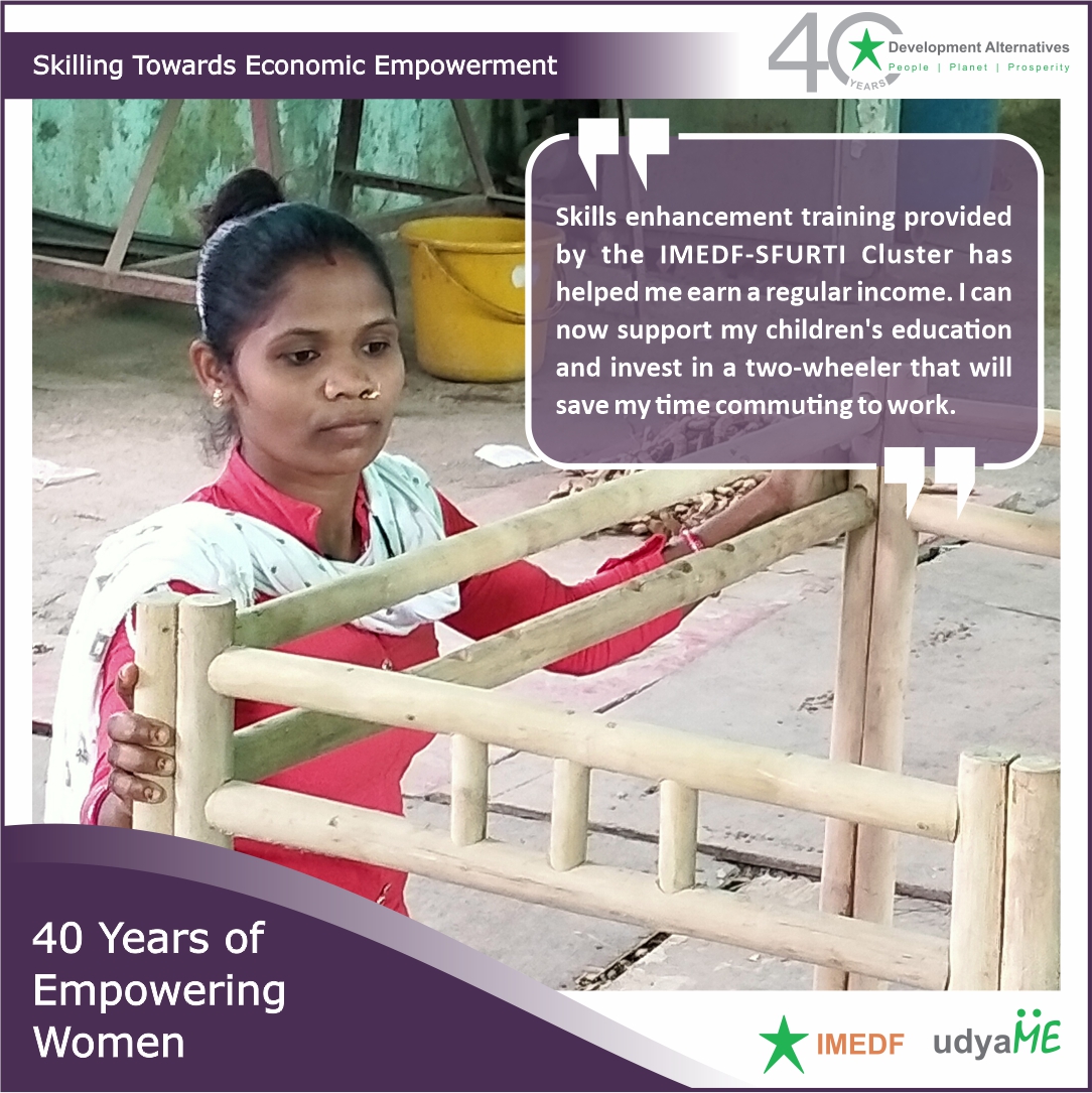 DAperspectives's tweet photo. Giraben, 34, works at the Common Facility Centre of Bamboo Craft #Cluster in Tapi district of Gujarat.

With the bamboo craft skill training provided at the #IMEDF-#SFURTI Cluster, she has now become an expert trainer in making Bamboo furniture and earns INR 9,000 per month. https://t.co/PoUK1NezQZ