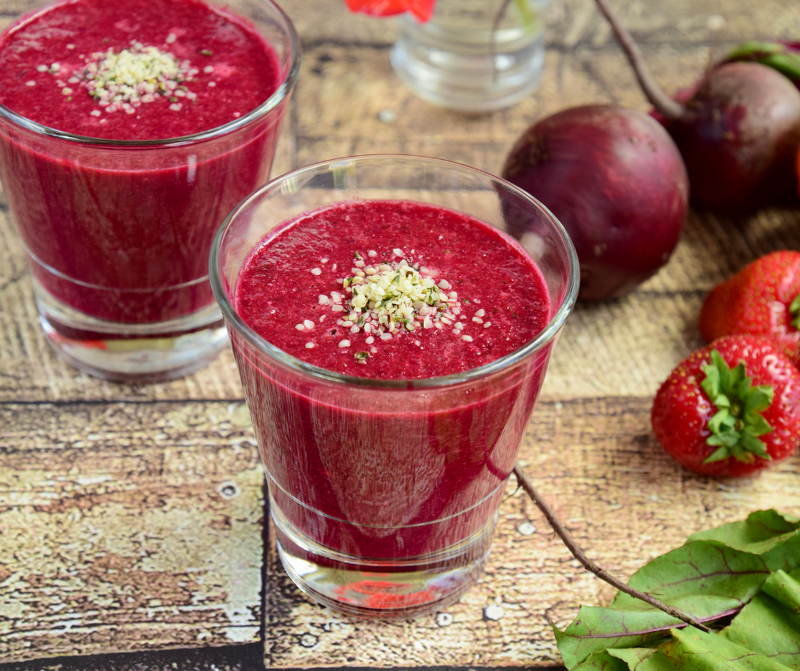 Pretty Pink healthy Smoothie

Few simple ingredients and your healthy tasty smoothie is ready .

Ingredients

Frozen banana

Almond/Oats milk 

3 Tbsp Oats OR 1 egg  #

wegoturbacknow.com/pretty-pinky-s…