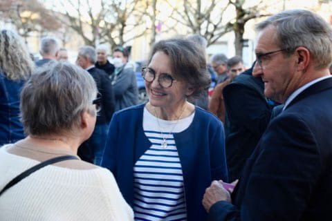 Cath_Chevall22's tweet photo. Beaucoup de monde pour l’inauguration de la CAUSERIE, notre espace d’échanges ! Merci à tous nos intervenants ! Ensemble construisons autrement ! @MerillouSerge @germinalpeiro @c_cathus https://t.co/5VmWrYE7X6