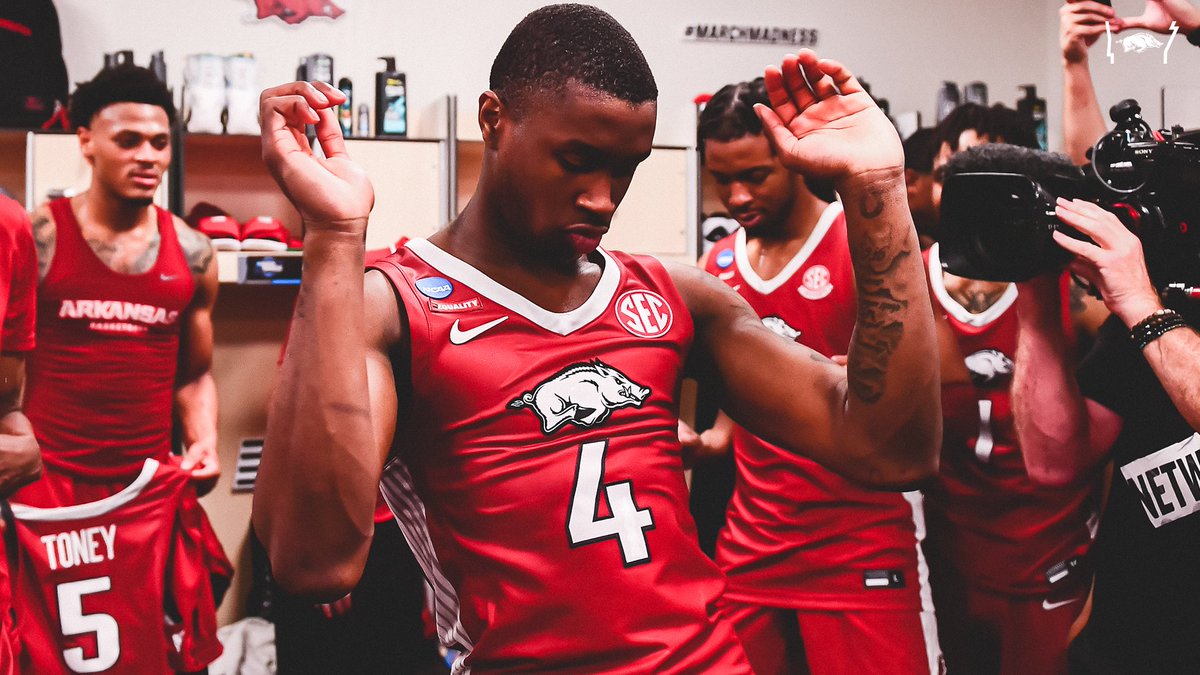 RazorbackMBB's tweet photo. WPS say it back https://t.co/uXTD1DhvPO