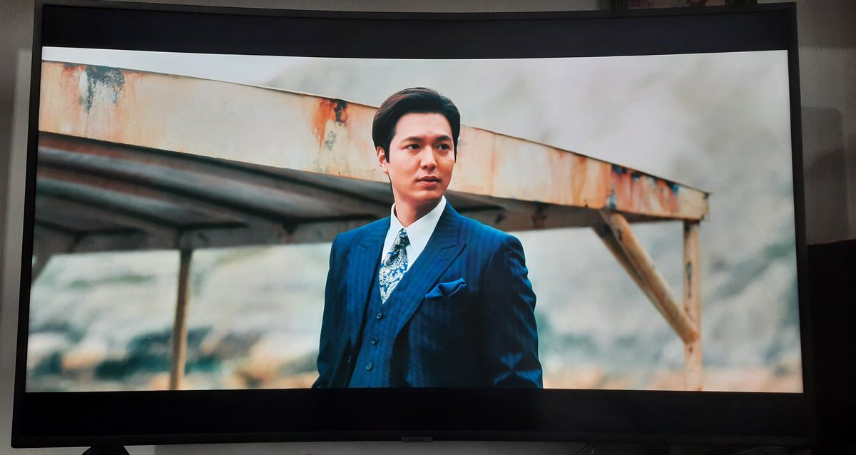 marganda__'s tweet photo. @ActorLeeMinHo @AppleTVPlus My Hansu! 😍 

#Pachinko https://t.co/NyUiSPO4J5