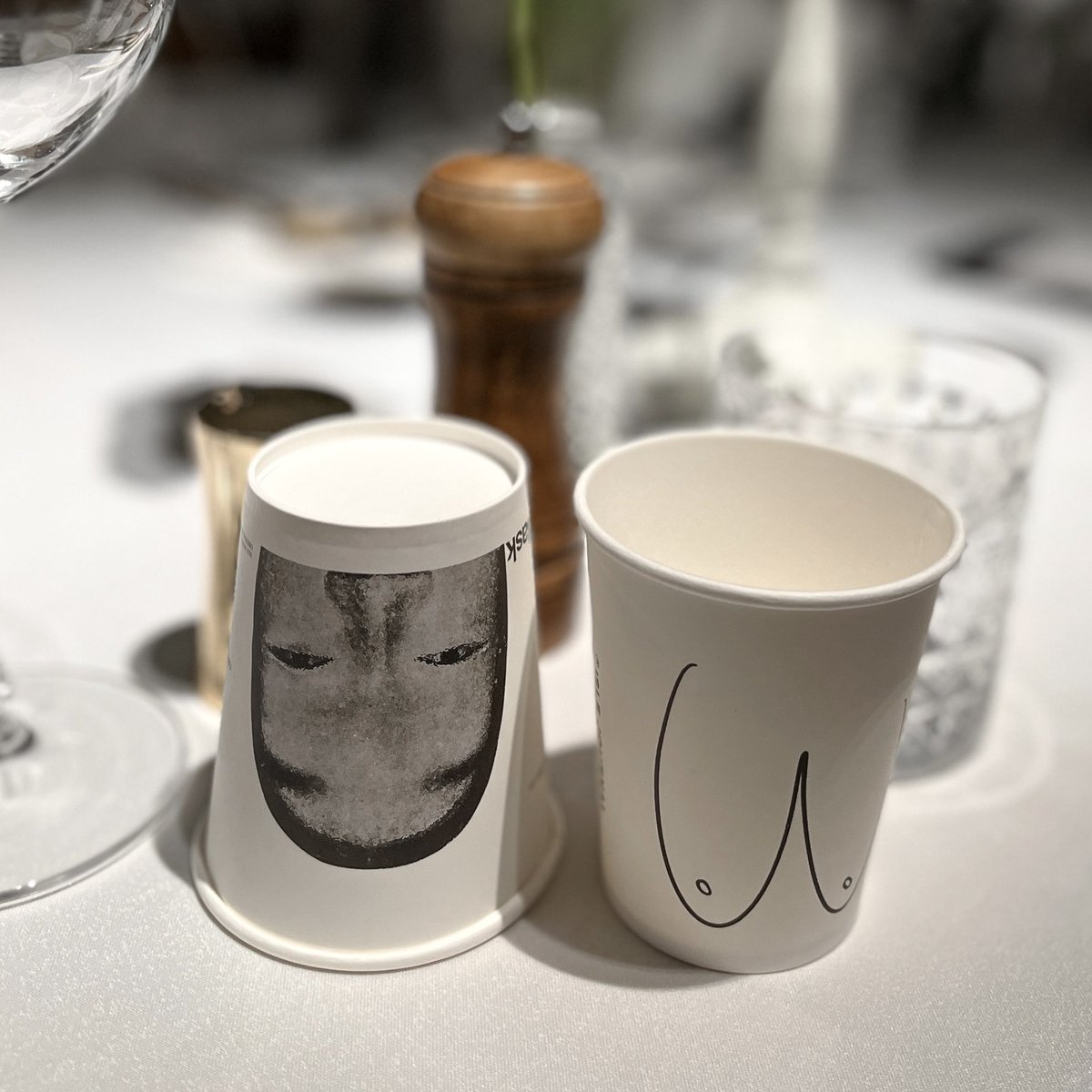 gfp_box's tweet photo. I drink coffee,you drink wine~
#coffee
#coffeecups
#coffeeshops
#papercups
#cup
#gfp108
#gfp658
#gfp
#greenfoodpack
#design
#cupdesign 
#factory
#art
#photography
#coffeecupdesign
#designer
#takeaway
#takeawaycoffee
#coffeetime☕
#chinafactory
#printing 
#printingart https://t.co/AVdUPEOwkr