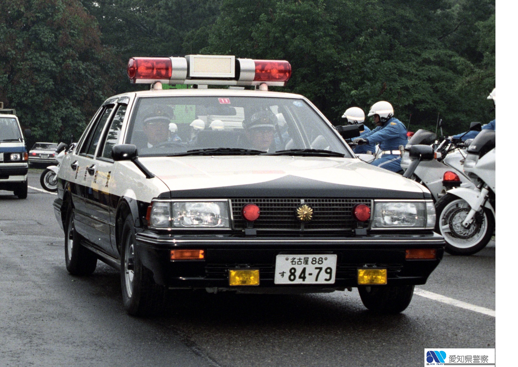 正規品，100%新品】 y31セドリック フォグランプ