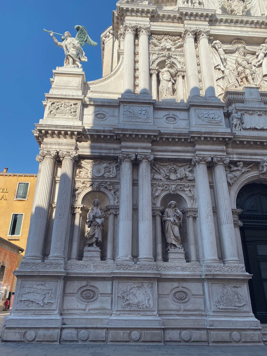 ☀️ «Se non poniamo fine alla guerra, la guerra porrà fine a noi» (Herbert George Wells). Buongiorno, amici! ☀️

#25marzo