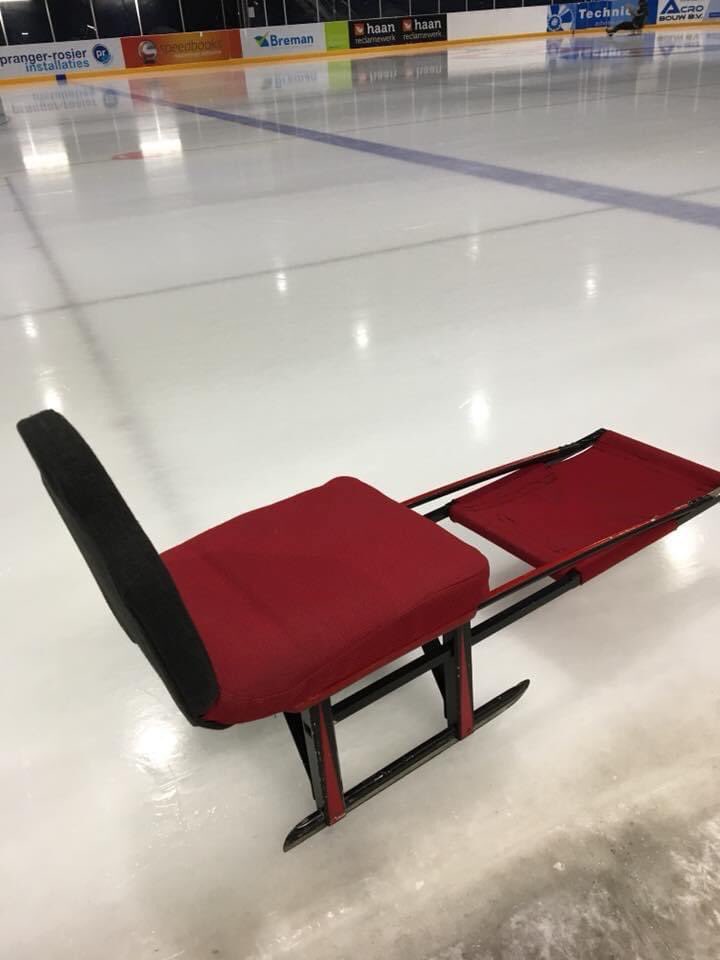 Morgen de aller, aller laatste keer priksleeën, helaas te weinig leden om er nog een seizoen mee door te gaan. #unieksporten #ijssport #prikslee #priksleeën #aangepastsporten #iedereenkansporten 🛷