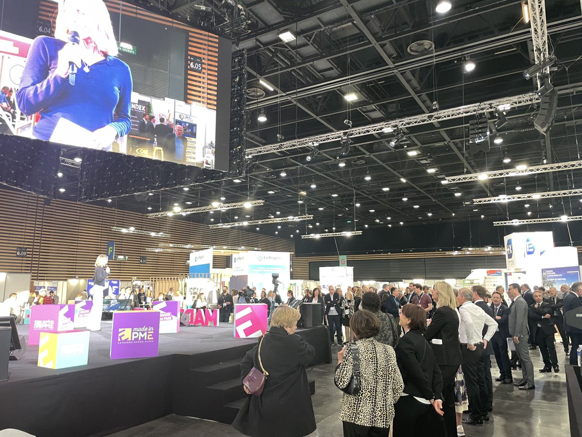 Belle démonstration de force de ⁦@CPMEaura⁩ à Lyon hier. De nombreuses CPME territoriales présentes pour saluer l’un des leurs en présence de ⁦<a href="/AsselinFasselin/">François Asselin</a>⁩ president ⁦<a href="/CPMEnationale/">CPME</a>⁩