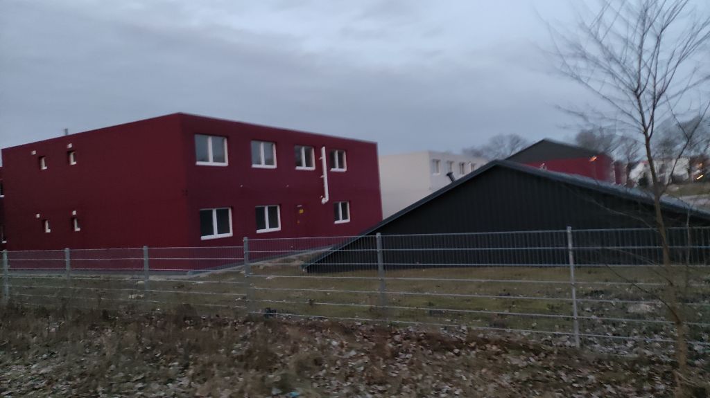 BI #Neugraben #Fischbek setzt gemeinsam mit anderen Initiativen in #Hamburg Platzabbau aus #Bürgervertrag für 12 Monate aus. Für Flüchtlinge aus der Ukraine stehen hier 232 zusätzliche Plätze zur Verfügung. Aufbau weiterer örU in Hamburg unter Anwendung #Verteilungsschlüssel