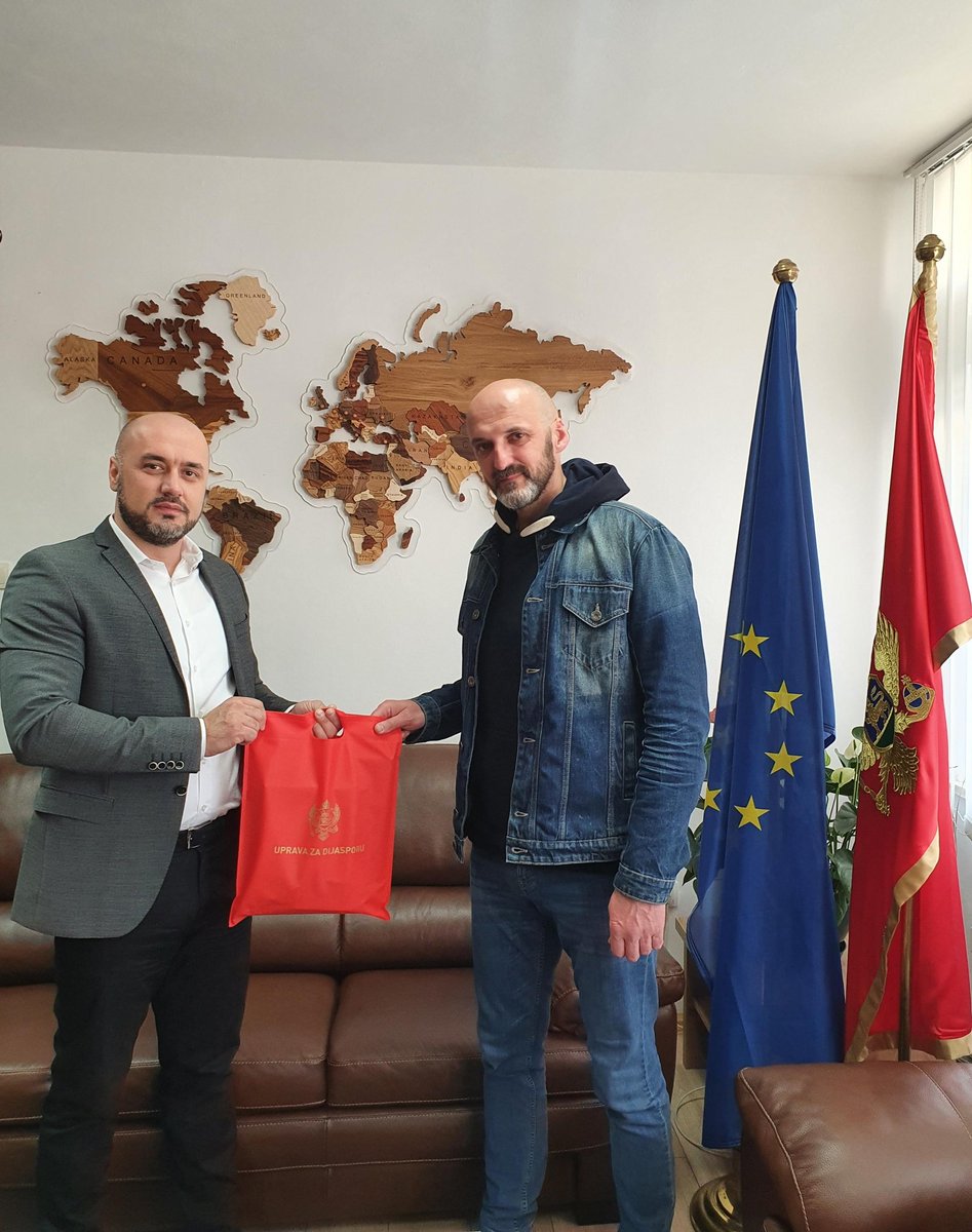 Direktor Uprave za saradnju sa dijasporom-iseljenicima Seid Hadžić primio Srđana Radulovića, cetinjanina, trenera ženske košarkaške reprezentacije Ukrajine, koji je nedavno zajedno sa porodicom, ne tako lako, uspio da napusti ratom zahvaćen Kijev i vrati se u Crnu Goru.